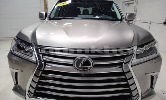 Buy Used Lexus LX 570 Silver Car in Phuntsholing in Samchi Buy Used Lexus LX 570 Silver Car in Phuntsholing in Samchi