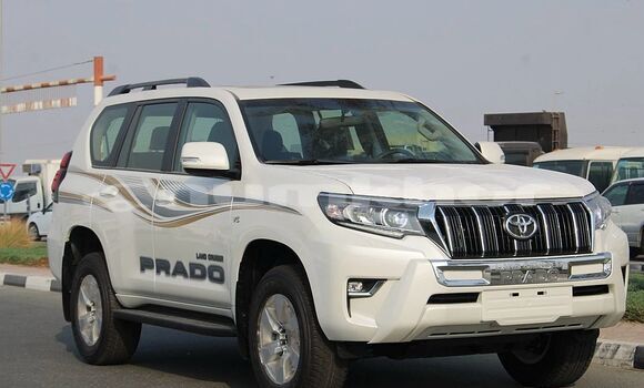Buy Used Toyota Land Cruiser Prado White Car in Thimphu in Timphu Buy Used Toyota Land Cruiser Prado White Car in Thimphu in Timphu