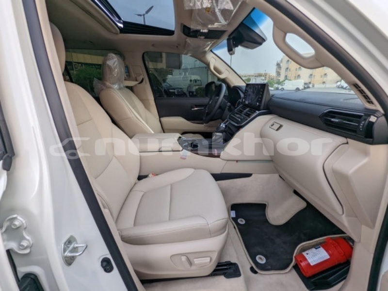 Big with watermark toyota land cruiser timphu thimphu 4861