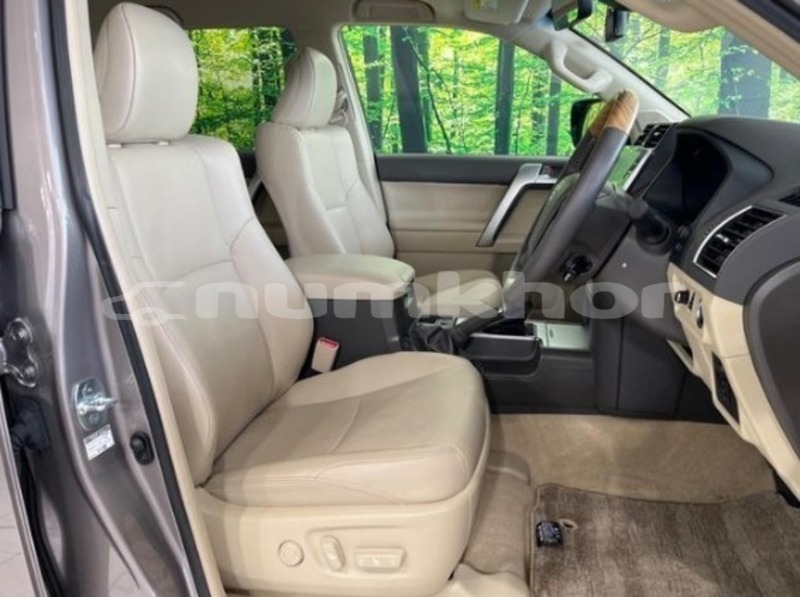 Big with watermark toyota land cruiser prado timphu thimphu 4866