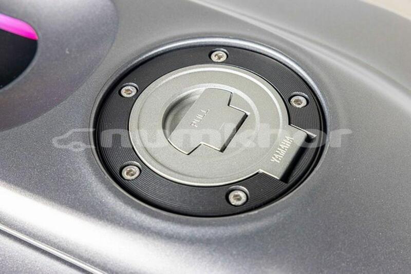 Big with watermark yamaha yzf timphu thimphu 4868