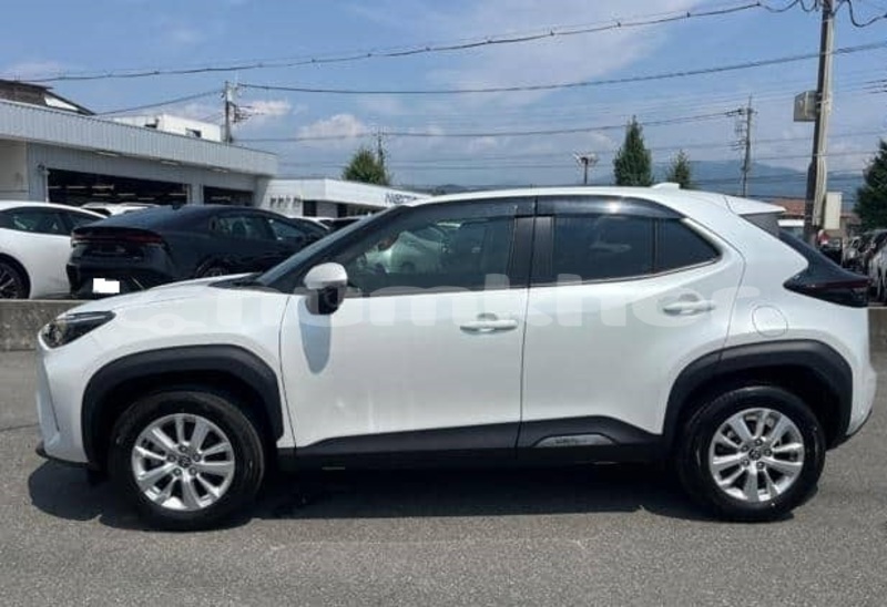 Big with watermark toyota yaris timphu thimphu 4869