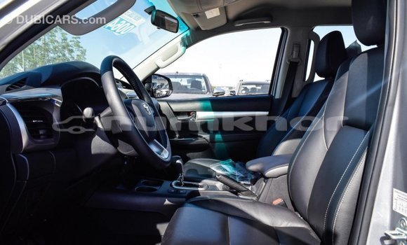 Buy Import Toyota Hilux Other Car in Import - Dubai in Bumthang Buy Import Toyota Hilux Other Car in Import - Dubai in Bumthang