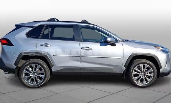 Buy Used Toyota RAV4 Silver Car in Thimphu in Timphu Buy Used Toyota RAV4 Silver Car in Thimphu in Timphu