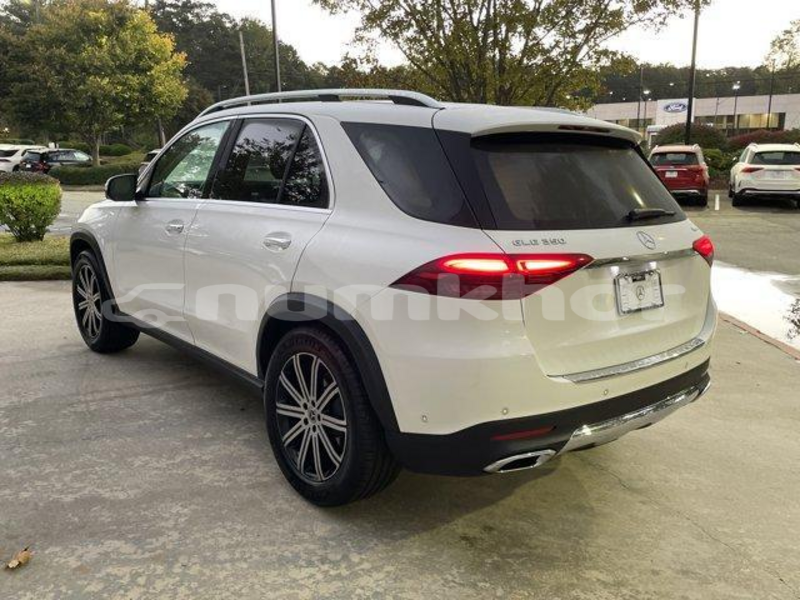 Big with watermark mercedes benz gle bumthang import dubai 4881