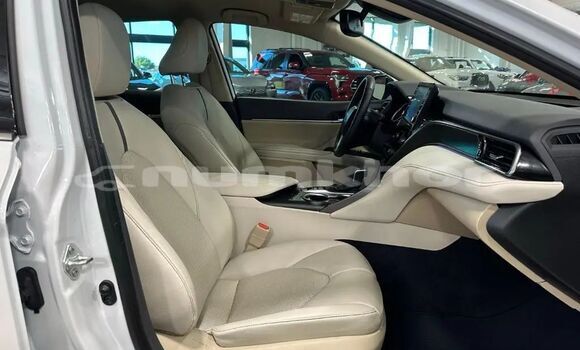 Buy Used Toyota Camry White Car in Gasa in Punakha Buy Used Toyota Camry White Car in Gasa in Punakha