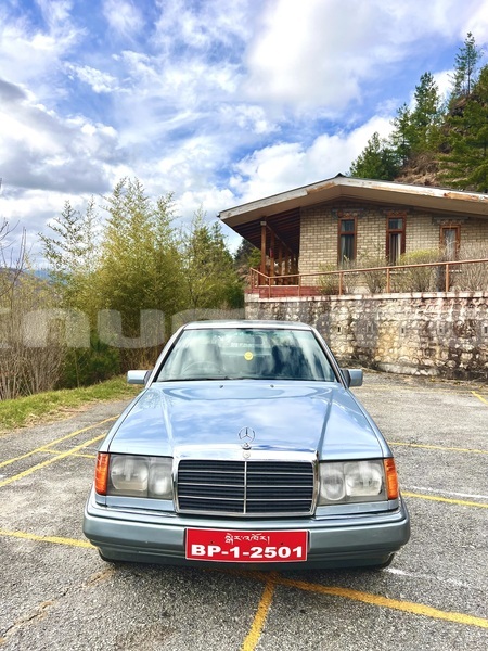Big with watermark mercedes benz 250 timphu thimphu 4883