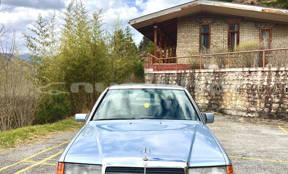 Buy Used Mercedes-Benz 250 Blue Car in Thimphu in Timphu Buy Used Mercedes-Benz 250 Blue Car in Thimphu in Timphu