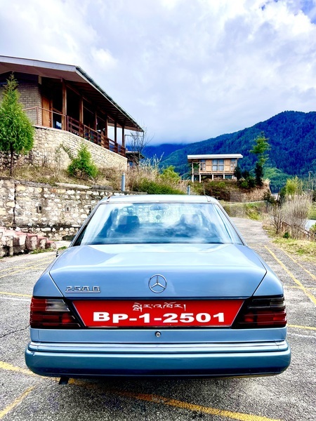 Big with watermark mercedes benz 250 timphu thimphu 4883