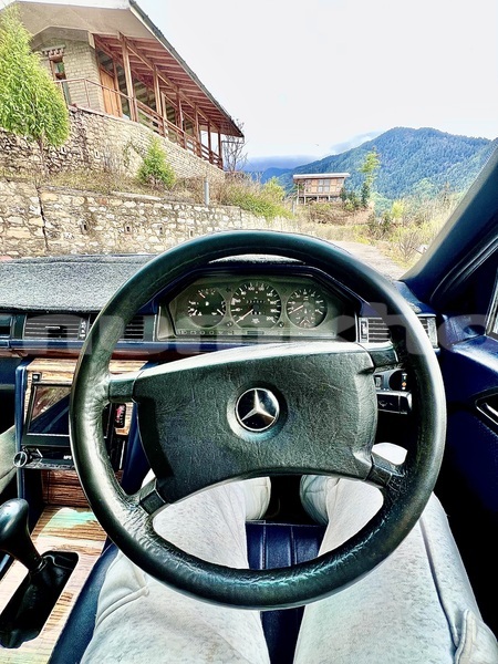 Big with watermark mercedes benz 250 timphu thimphu 4883