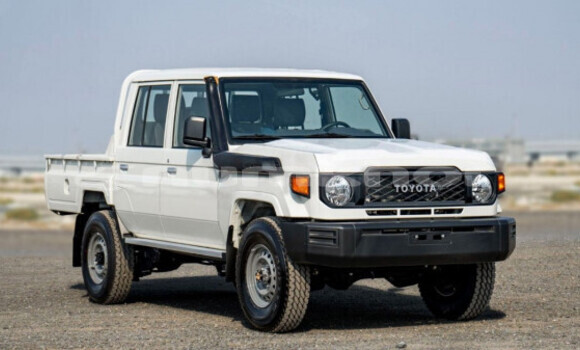 Buy Used Toyota Land Cruiser White Car in Thimphu in Timphu Buy Used Toyota Land Cruiser White Car in Thimphu in Timphu