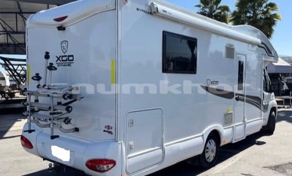 Buy Used Fiat Ulysse White Car in Thimphu in Timphu Buy Used Fiat Ulysse White Car in Thimphu in Timphu