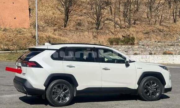 Buy Used Toyota RAV4 Other Car in Gasa in Punakha Buy Used Toyota RAV4 Other Car in Gasa in Punakha