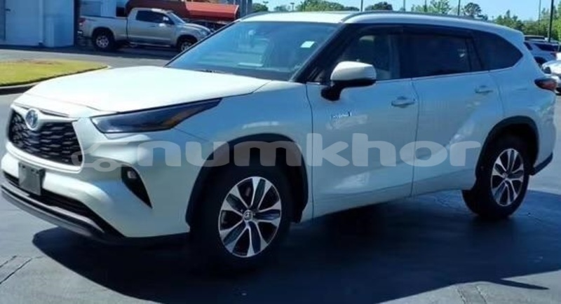 Big with watermark toyota highlander timphu thimphu 4919