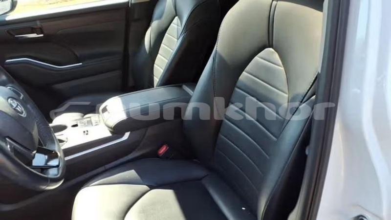 Big with watermark toyota highlander timphu thimphu 4919