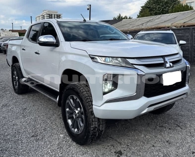 Big with watermark mitsubishi l200 timphu thimphu 4920