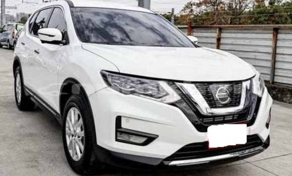 Buy Used Nissan X–Trail White Car in Thimphu in Timphu Buy Used Nissan X–Trail White Car in Thimphu in Timphu