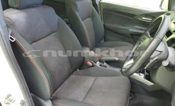 Buy Used Honda FIT White Car in Thimphu in Timphu Buy Used Honda FIT White Car in Thimphu in Timphu