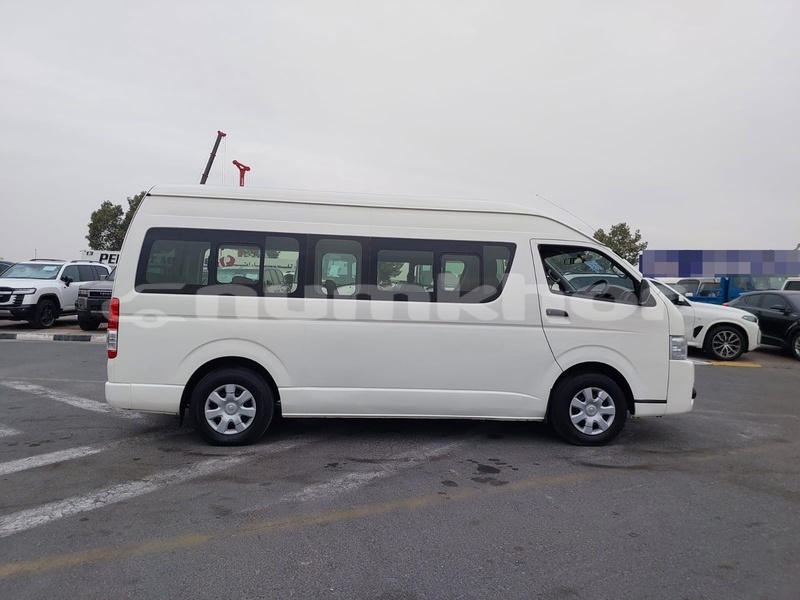Big with watermark toyota hiace chhukha chhukha 4960