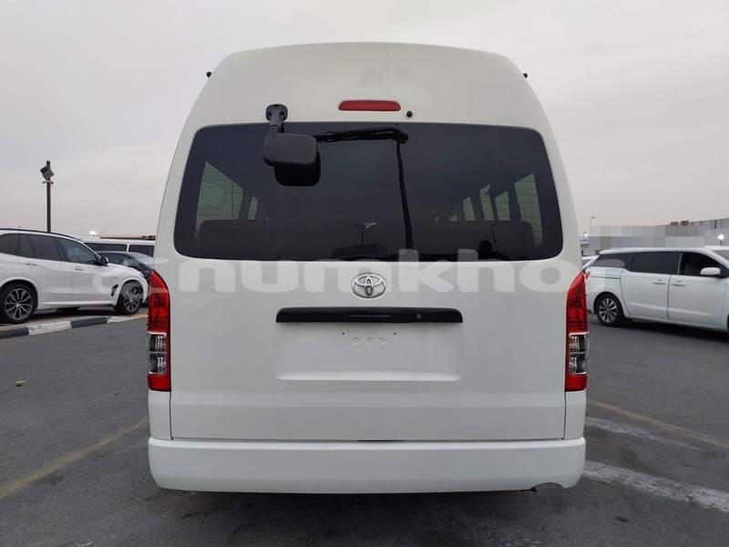 Big with watermark toyota hiace chhukha chhukha 4960
