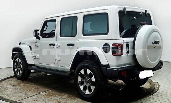 Buy Used Jeep Wrangler White Car in Thimphu in Timphu Buy Used Jeep Wrangler White Car in Thimphu in Timphu