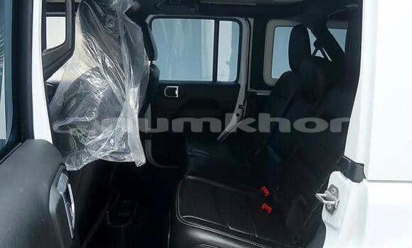 Buy Used Jeep Wrangler White Car in Thimphu in Timphu Buy Used Jeep Wrangler White Car in Thimphu in Timphu
