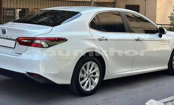 Buy Used Toyota Camry White Car in Thimphu in Timphu Buy Used Toyota Camry White Car in Thimphu in Timphu