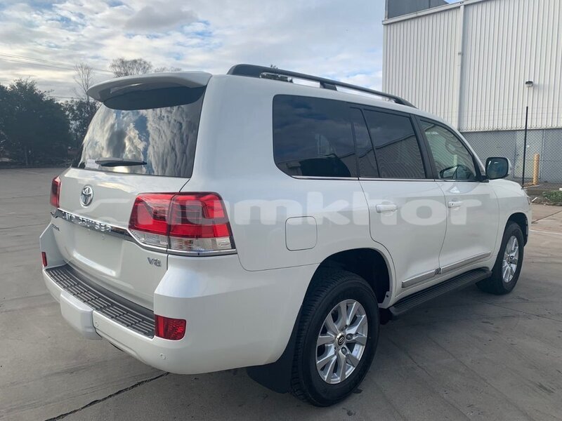 Big with watermark toyota land cruiser timphu thimphu 4976