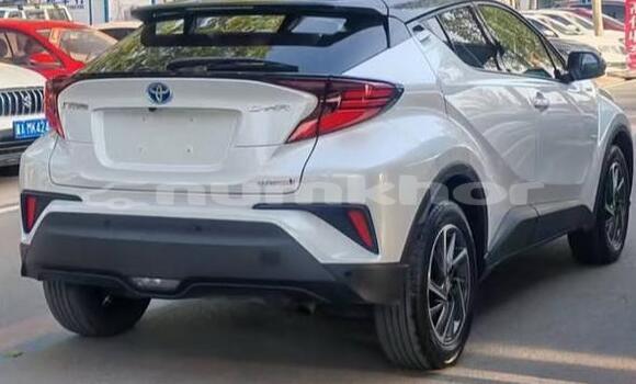 Buy Used Toyota C-HR White Car in Thimphu in Timphu Buy Used Toyota C-HR White Car in Thimphu in Timphu