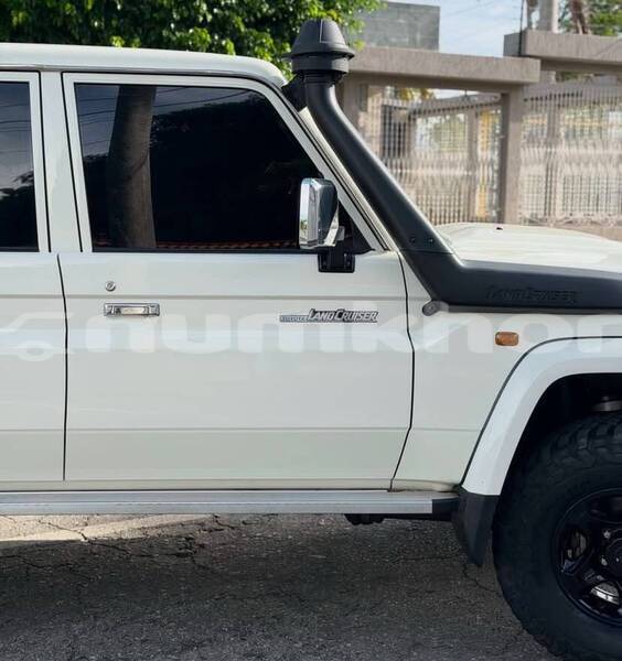 Big with watermark toyota land cruiser timphu thimphu 4980