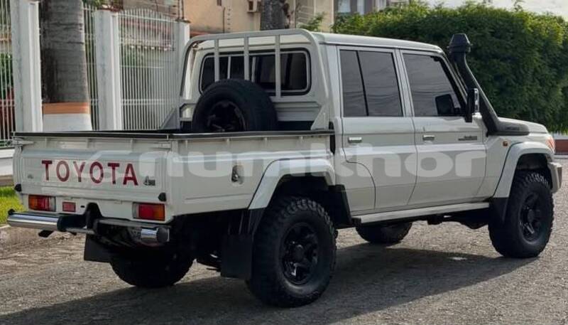 Big with watermark toyota land cruiser timphu thimphu 4980