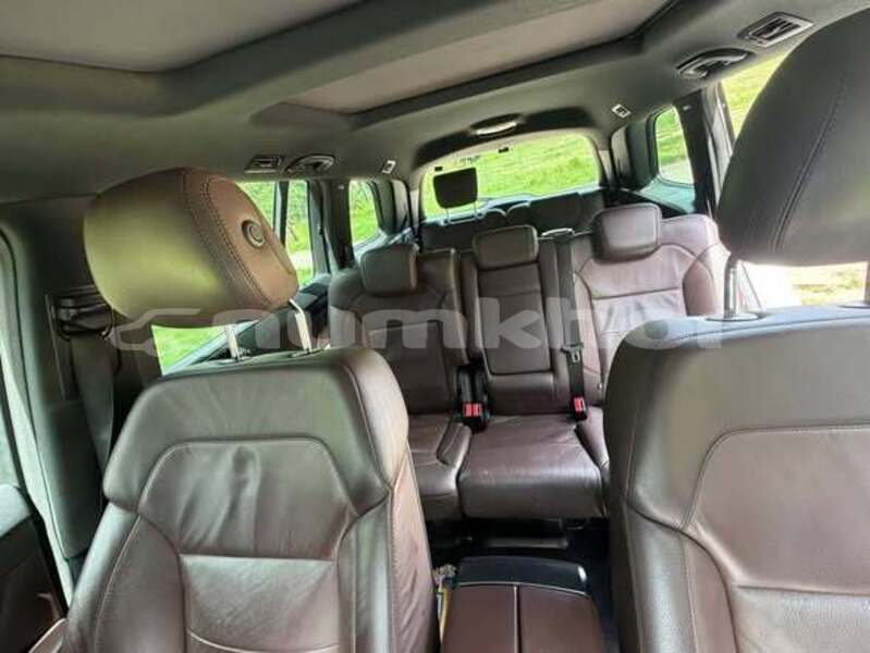 Big with watermark mercedes benz 190 chirang damphu 4983