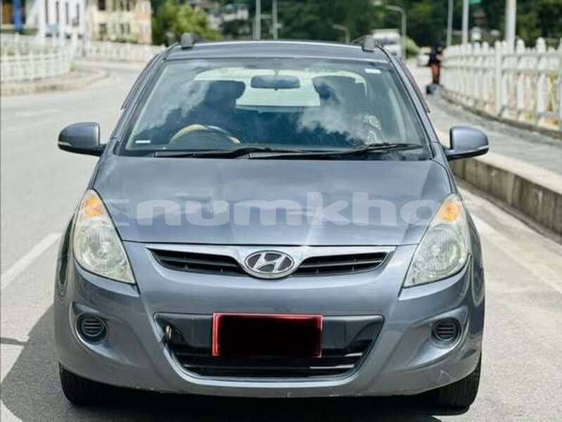 Big with watermark hyundai accent punakha gasa 4991