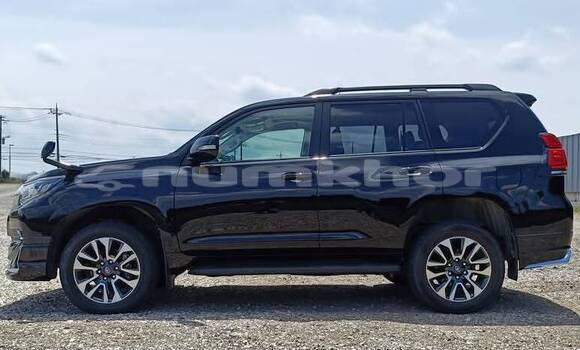 Buy Used Toyota Land Cruiser Prado Black Car in Thimphu in Timphu Buy Used Toyota Land Cruiser Prado Black Car in Thimphu in Timphu