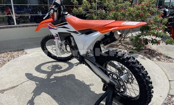 Buy New KTM SX Beige Bike in Import - Dubai in Bumthang Buy New KTM SX Beige Bike in Import - Dubai in Bumthang