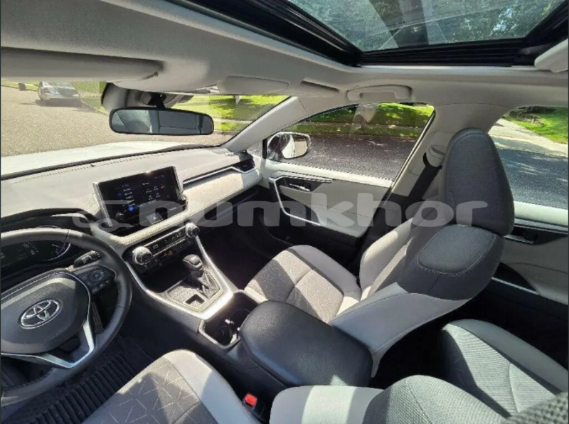 Big with watermark toyota rav4 bumthang jakar 5012