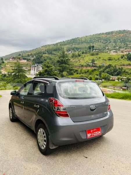 Big with watermark toyota spacio timphu thimphu 5016