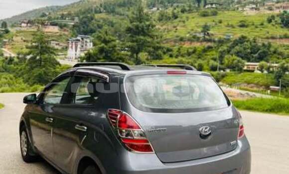 Buy Used Toyota Spacio Other Car in Thimphu in Timphu Buy Used Toyota Spacio Other Car in Thimphu in Timphu
