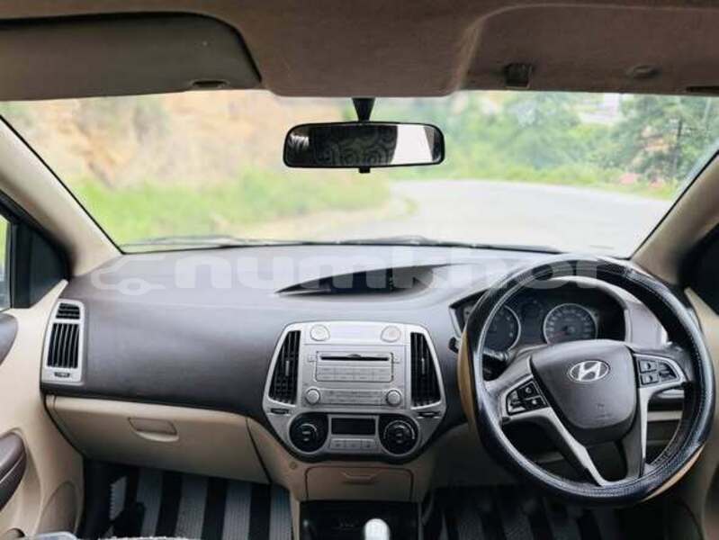 Big with watermark toyota spacio timphu thimphu 5016