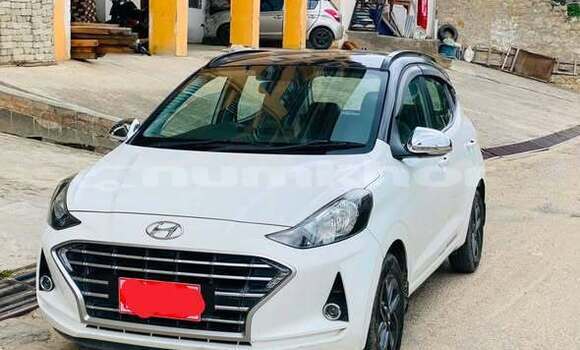 Buy Used Hyundai Grace Other Car in Thimphu in Timphu