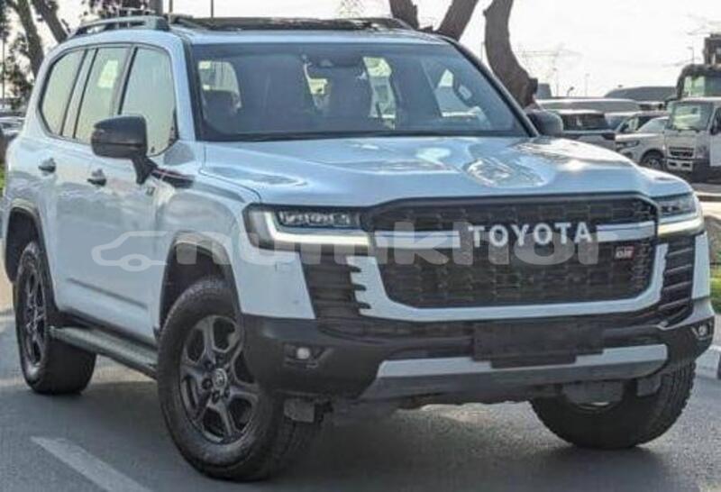 Big with watermark toyota land cruiser timphu thimphu 5033