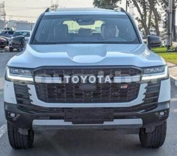 Big with watermark toyota land cruiser timphu thimphu 5033