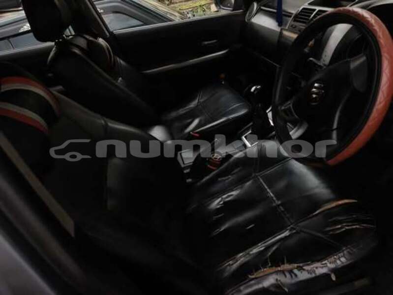 Big with watermark toyota rav4 punakha gasa 5054