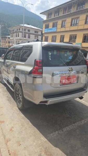 Big with watermark toyota prado timphu thimphu 5067