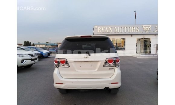 Buy Import Toyota Fortuner White Car in Import - Dubai in Bumthang Buy Import Toyota Fortuner White Car in Import - Dubai in Bumthang