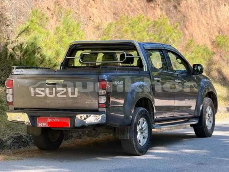 Big with watermark isuzu d max chhukha chhukha 5128