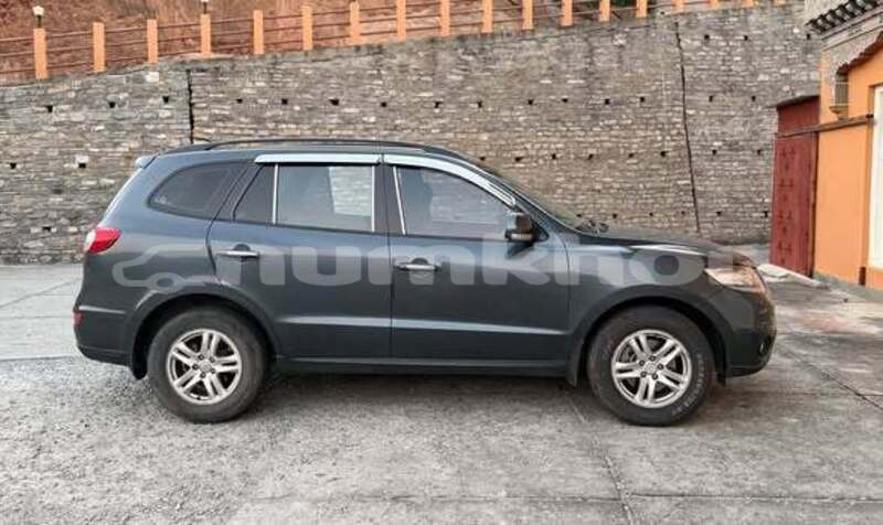 Big with watermark hyundai santa fe bumthang jakar 5143