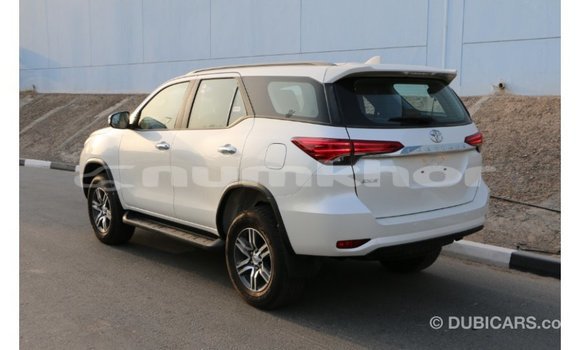 Buy Import Toyota Fortuner Black Car in Import - Dubai in Bumthang Buy Import Toyota Fortuner Black Car in Import - Dubai in Bumthang