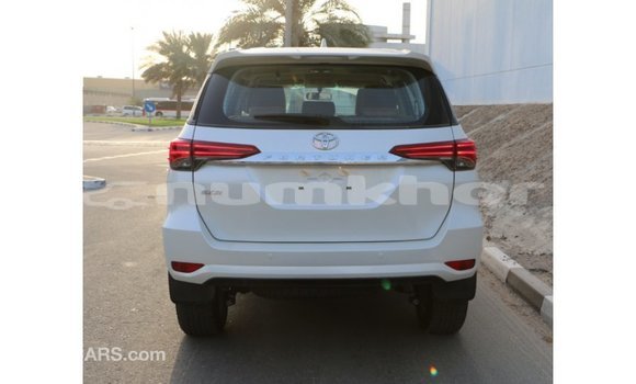 Buy Import Toyota Fortuner Black Car in Import - Dubai in Bumthang Buy Import Toyota Fortuner Black Car in Import - Dubai in Bumthang