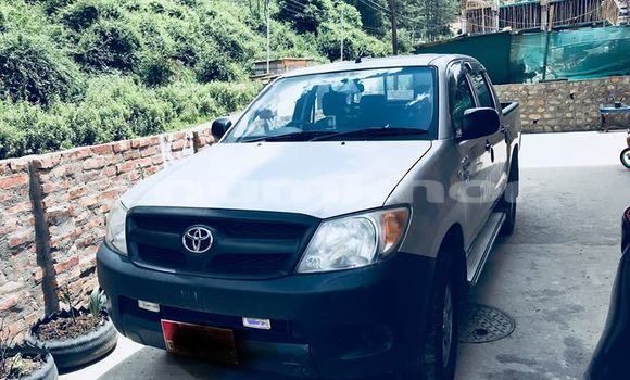 Buy Used Toyota Hilux Silver Car in Thimphu in Timphu